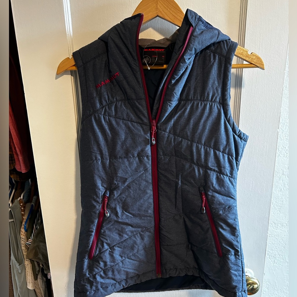 Mammut down vest